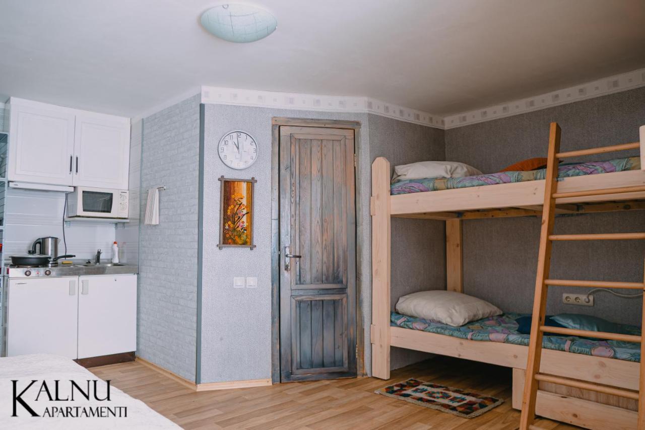 Kalna Apartamenti 阿格洛纳 外观 照片